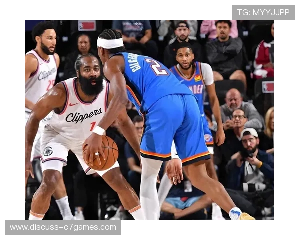 NBA最新动态:詹姆斯再创纪录勇士力克太阳哈登复出带队赢球 NBA最新动态:詹姆斯再创纪录勇士力克太阳哈登复出带队赢球