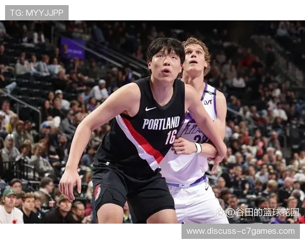 NBA季后赛焦点之战再掀高潮球队核心表现引发球迷热议更新 NBA季后赛焦点之战再掀高潮球队核心表现引发球迷热议更新