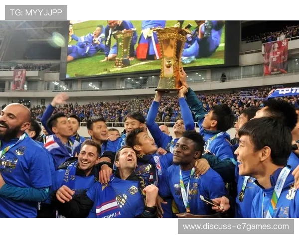 布莱克浦俱乐部百年沉浮与英格兰海滨足球荣耀复兴之路全景纪实 布莱克浦俱乐部百年沉浮与英格兰海滨足球荣耀复兴之路全景纪实