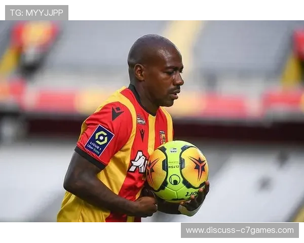 法甲劲旅里尔俱乐部的辉煌历程与未来蓝图探索发展战略解析与启示