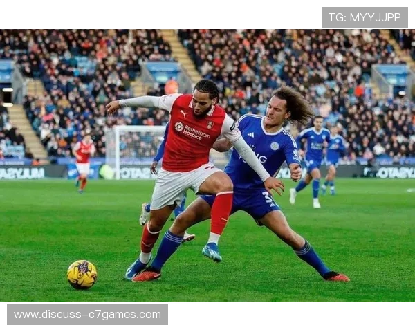 米德尔斯堡俱乐部宣布新赛季阵容调整并引入多名强援备战英冠挑战