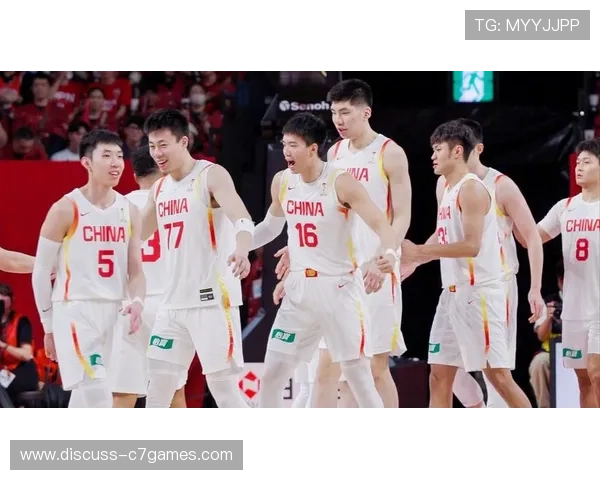 中国男篮新赛季备战揭幕，主力阵容调整引发球迷热议