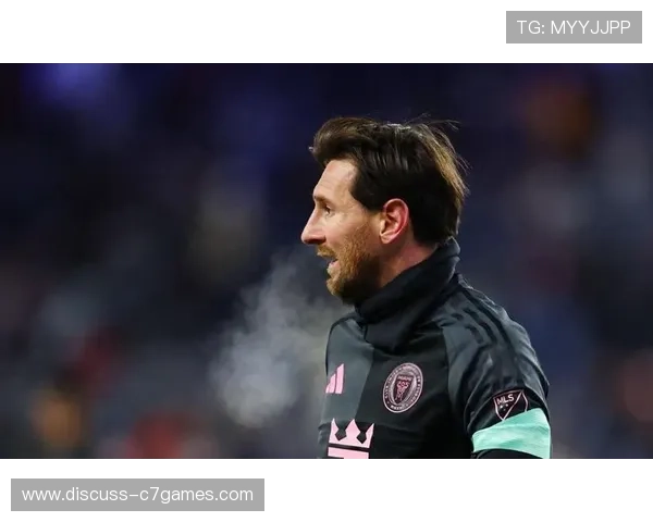 梅西加盟迈阿密国际后首场比赛进球,助力球队逆转获胜引爆球迷热情 梅西加盟迈阿密国际后首场比赛进球,助力球队逆转获胜引爆球迷热情